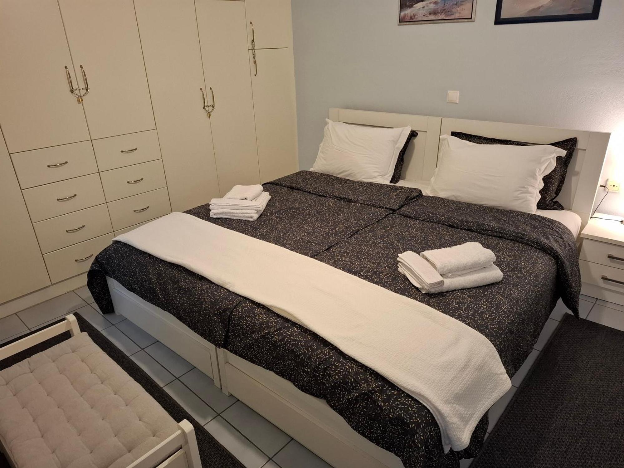Απέριττον 2 Apartment Trikala  Luaran gambar